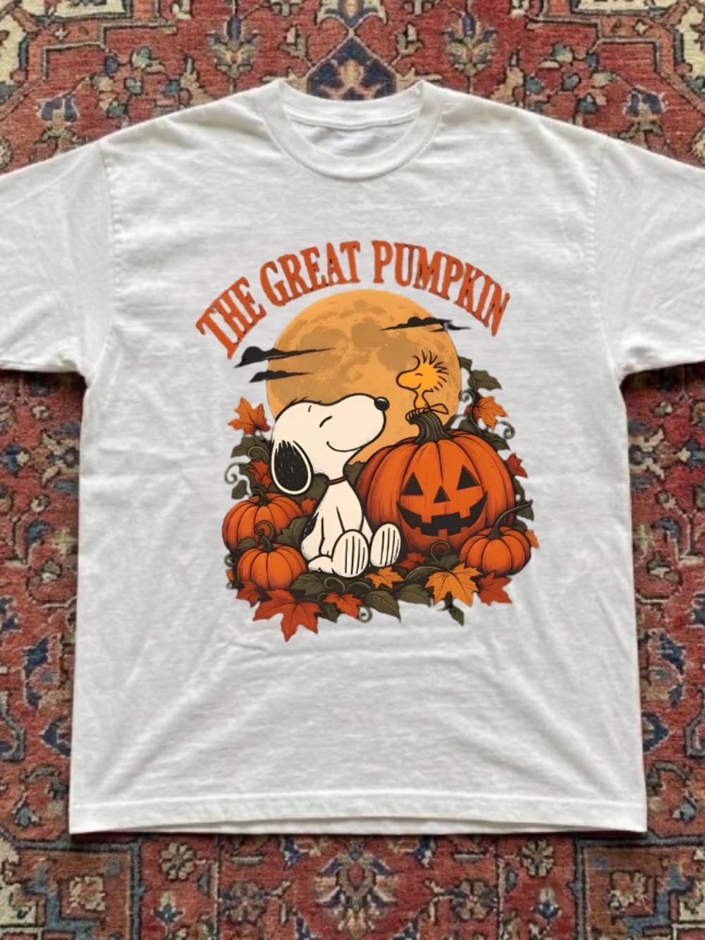 Peanuts Snoopy Woodstock The Great Pumpkin Moon Vintage White T-Shirt